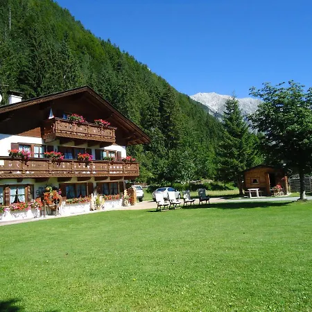 Apartament Manuela & Haus Michael