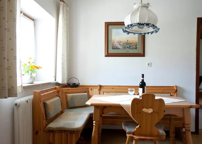 Manuela & Haus Michael